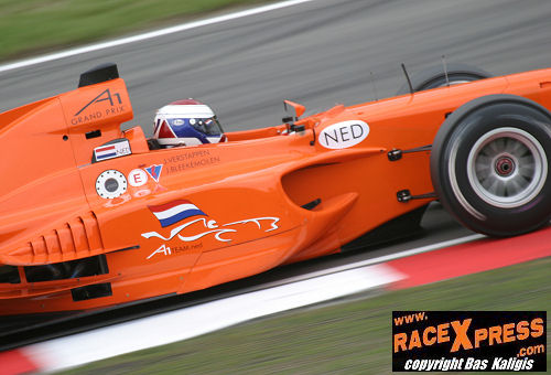 Jos Verstappen in actie op het Engelse asfalt!